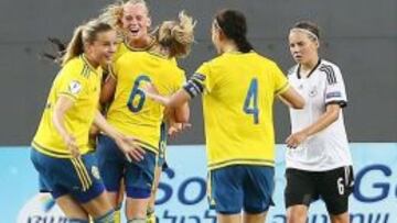 Suecia celebra el pase a la final del Europeo Sub-19.