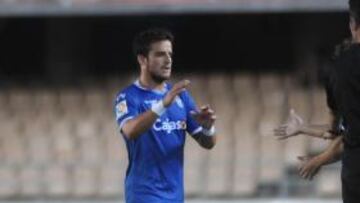 <b>PROBLEMAS. </b>Ruz jugó ante el Recreativo pero tuvo que salir del campo por una lesión.