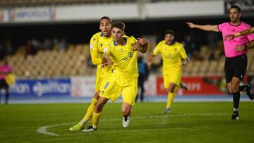 Imagen del partido entre el Xerez y el Cádiz B.