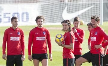 Sime y Lucas juntos en un entrenamiento con el Atlético de Madrid