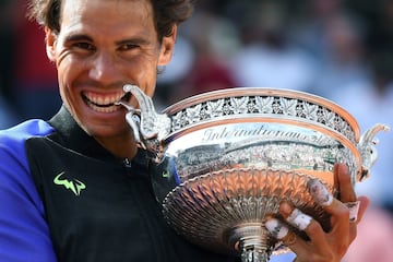 Rafa Nadal conquist¨® su d¨¦cimo Roland Garros en 2017 con una exhibici¨®n ante Stanislas Wawrinka: 6-2, 6-3 y 6-1.