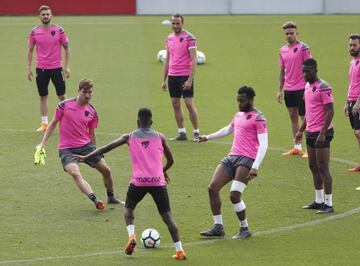 Levante going through their paces.