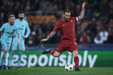 2-0. Daniele De Rossi marcó el segundo gol de penalti.