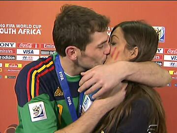 2010. Iker Casillas y Sara Carbonero en la entrevista tras conseguir la Copa del Mundo la selecci&Atilde;&sup3;n espa&Atilde;&plusmn;ola.