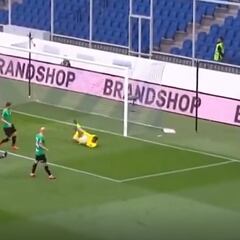 Participación en un gol, una pifia y un gran remate: Méndez destaca en Rusia