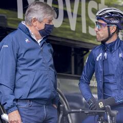 Unzué: "Nuestro objetivo es consolidar a Enric Mas y que Valverde siga disfrutando"