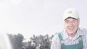 <b>UN CÉSPED DE CAMPEONATO. </b>Wilhelm, sobre la hierba donde se entrena España.