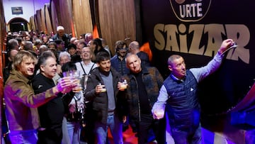 15/01/26 SAN SEBASTIAN
APERTURA DELA TEMPORADSA DE SIDRA EN LA SIDRERIA SAIZAR DE USURBIL INVITADOS DAVID SILVA TXIKI BERIGUISTAIN JOSE ANTONIO CAMACHO ARCONADA LOPEZ UFARTE ROMAY ZAMORA GORRIZ LARRAÑAGA ENTRE OTROS