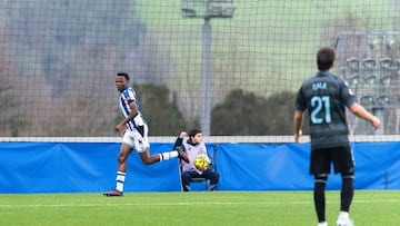Real Sociedad B 4 - Castellón 2: resumen, goles y resultado del partido de LaLiga Hypermotion