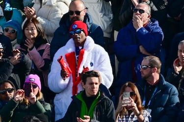 El rapero Snoop Dogg  reacciona tras ver la caída de Lindsey Vonn.