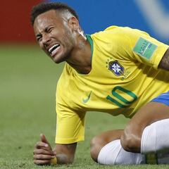 Ronaldo explica el motivo de los 'piscinazos' de Neymar y los justifica: "Tienes que hacerlo"