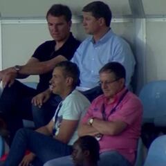 Robert, en el Coliseum viendo a Yerry Mina y Dávinson Sánchez