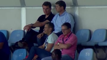 Robert, en el Coliseum viendo a Yerry Mina y Dávinson Sánchez