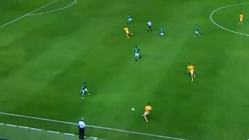 Las 2 jugadas con las que Vargas pudo ser el MVP de la final