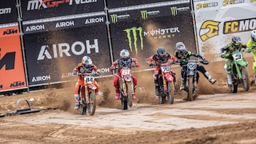 Herlings, Prado, Fernández, Coldenhoff y Febvre, en una de las salidas del MXGP de Letonia 2023.