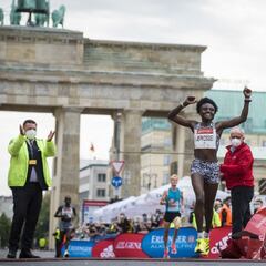 Jepkosgei logra en Berlín el récord de la media maratón