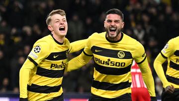 Blum y Benito celebran el segundo gol del partido.