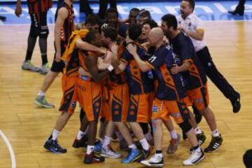 Valencia-Baskonia. El Valencia pasó a semifinales.