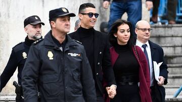 Los técnicos de Hacienda se quejan de la multa a Cristiano y la comparan con el castigo a Messi