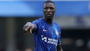 Moisés Caicedo, renovación millonaria