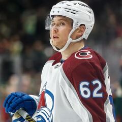 Colorado Avalanche’s Artturi Lehkonen hospitalized after collision with boards. Is he OK?