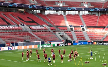 El Atlético prepara el partido de Champions en Leverkusen