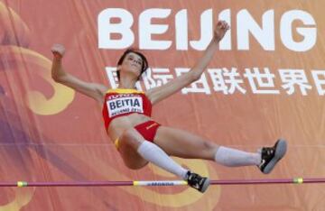 En agosto de 2015 revalida su título de campeona de Europa en salto de altura con un salto de 2,01m (mejor marca mundial del año) en el Campeonato Europeo de Atletismo en Pekín