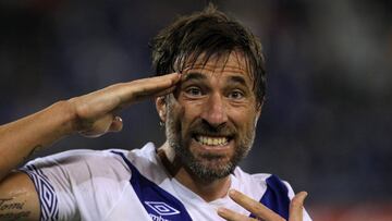 Pavone le da la victoria a Vélez ante Tigre con polémica