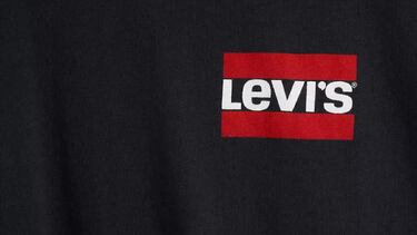 Este ‘pack’ de dos camisetas Levi’s para hombre suman más de 3.200 valoraciones en Amazon