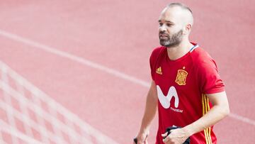 Iniesta: "El España-Italia es un partidazo, ya es un clásico"