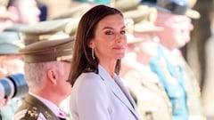 ZARAGOZA, SPAIN - MAY 04: Queen Letizia of Spain attends the 40th anniversary of the Flag Oath of the 44th promotion of the General Military Academy on May 04, 2024 in Zaragoza, Spain. (Photo by Carlos Alvarez/Getty Images)