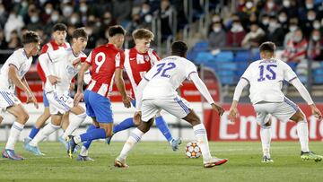 Barrios hizo con esta acci&oacute;n el 0-1 para el Atleti.