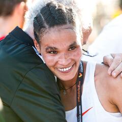 Gidey, la aniquiladora de récords y reina de la Ciudad del Running