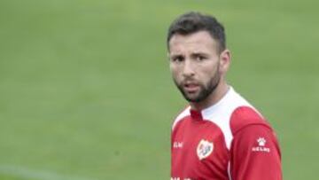 Razvan Rat, en el entrenamiento del Rayo.