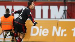 Chicharito Hern&aacute;ndez le anot&oacute; al Wolfsburgo y fue coronado como la mejor anotaci&oacute;n de la Bundesliga hecha por un latino. 