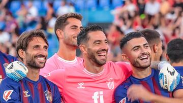 El Almería, un hueso para la vuelta de Mackay