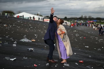 El Aintree Grand National es una competición ecuestre, la carrera de obstáculos más importante de las que se celebran en el Reino Unido. Se realiza en el hipódromo de Aintree en la ciudad de Liverpool.