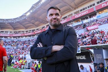¿Por qué Cruz Azul no ha confirmado a Larcamón? Esto separa al DT de la Máquina