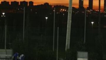 <b>EL RECRE EN VALDEBEBAS. </b>Los jugadores de Alcaraz se entrenaron ayer por la tarde en Madrid