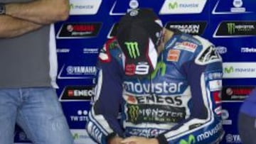 Jorge Lorenzo termin&oacute; enfadado con Bridgestone por el rendimiento de los neum&aacute;ticos.