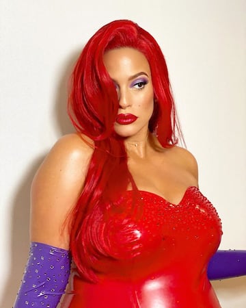 La modelo estadounidense personificó a Jessica Rabbit, con un disfraz bastante original. 