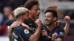 Manchester City&#039;s Argentinian striker Sergio Aguero (L) celebrates scoring the opening goal with Manchester City&#039;s German midfielder Leroy Sane (2L) and Manchester City&#039;s Spanish midfielder David Silva