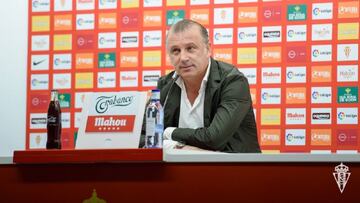 Javier Rico: "Me encuentro feliz por mantener a toda la plantilla"