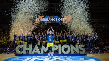 La corona es del Fenerbahçe
