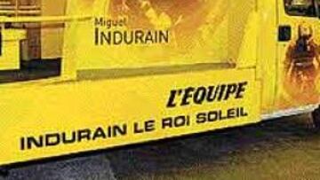 <b>HÉROES DEL TOUR.</B> Miguel Indurain, cinco veces ganador del Tour, no podía faltar en la caravana publicitaria que la ronda francesa ha preparado para festejar su centenario.