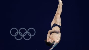 ¿Por qué los saltadores de trampolín se meten en un jacuzzi después del clavado?