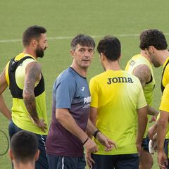 Pacheta deberá reinventar sus bandas para recibir al Alavés