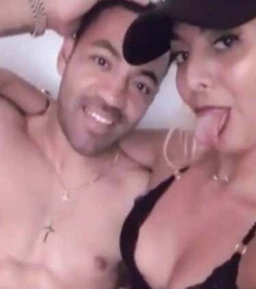 Marco Fabián y una modelo argentina causaron polémica en redes