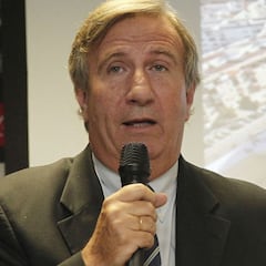 Mark Fenwick muestra "tristeza y decepción" por las críticas hacia el Nuevo Mestalla