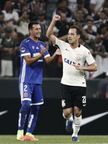 Las imágenes de la ingrata visita de la U a Corinthians